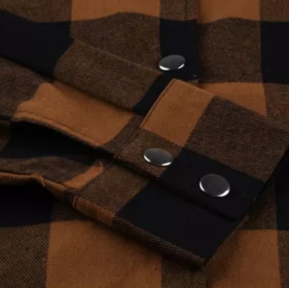 New boutique plaid shacket - Picture 6 of 16